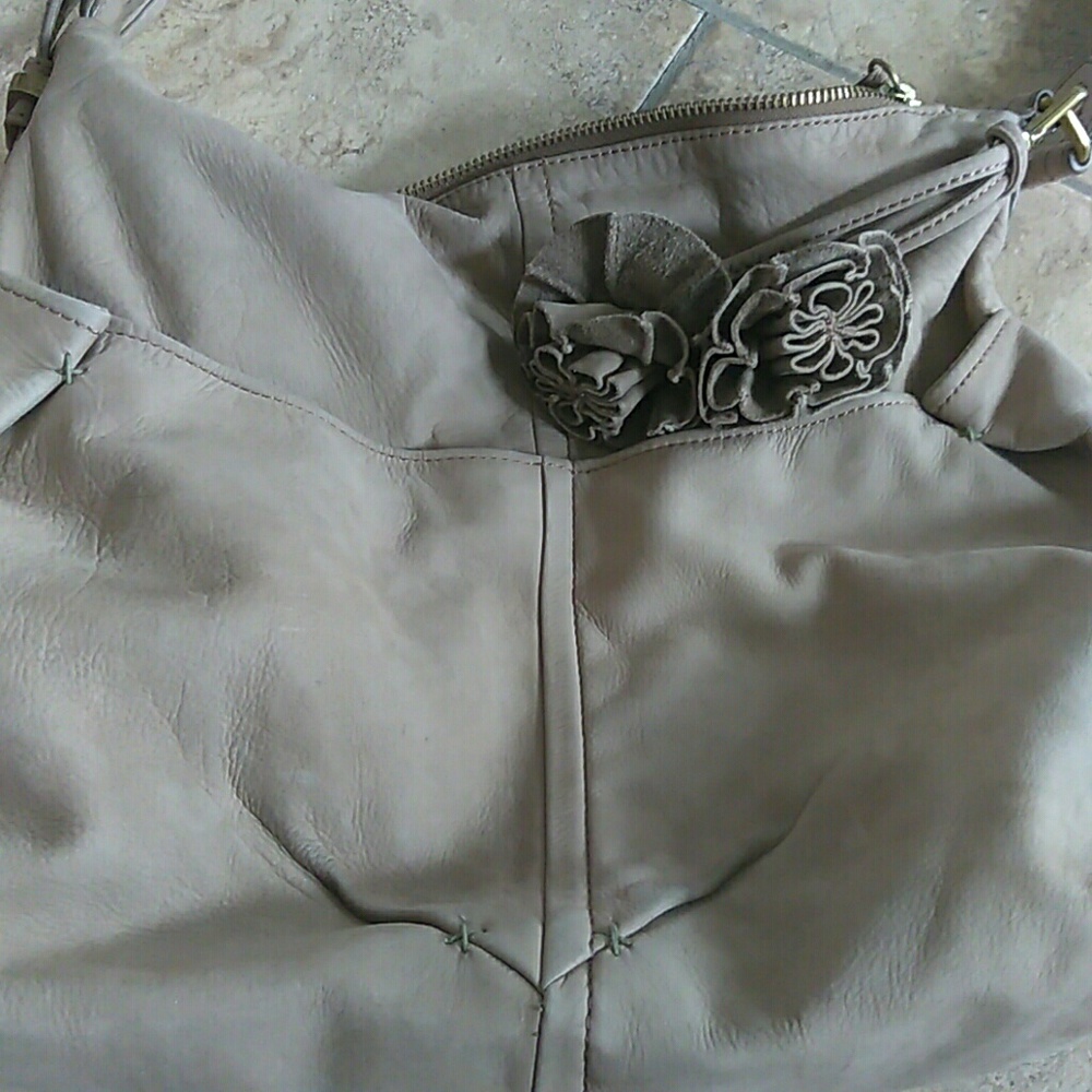 Purse - Picture 2 of 7
